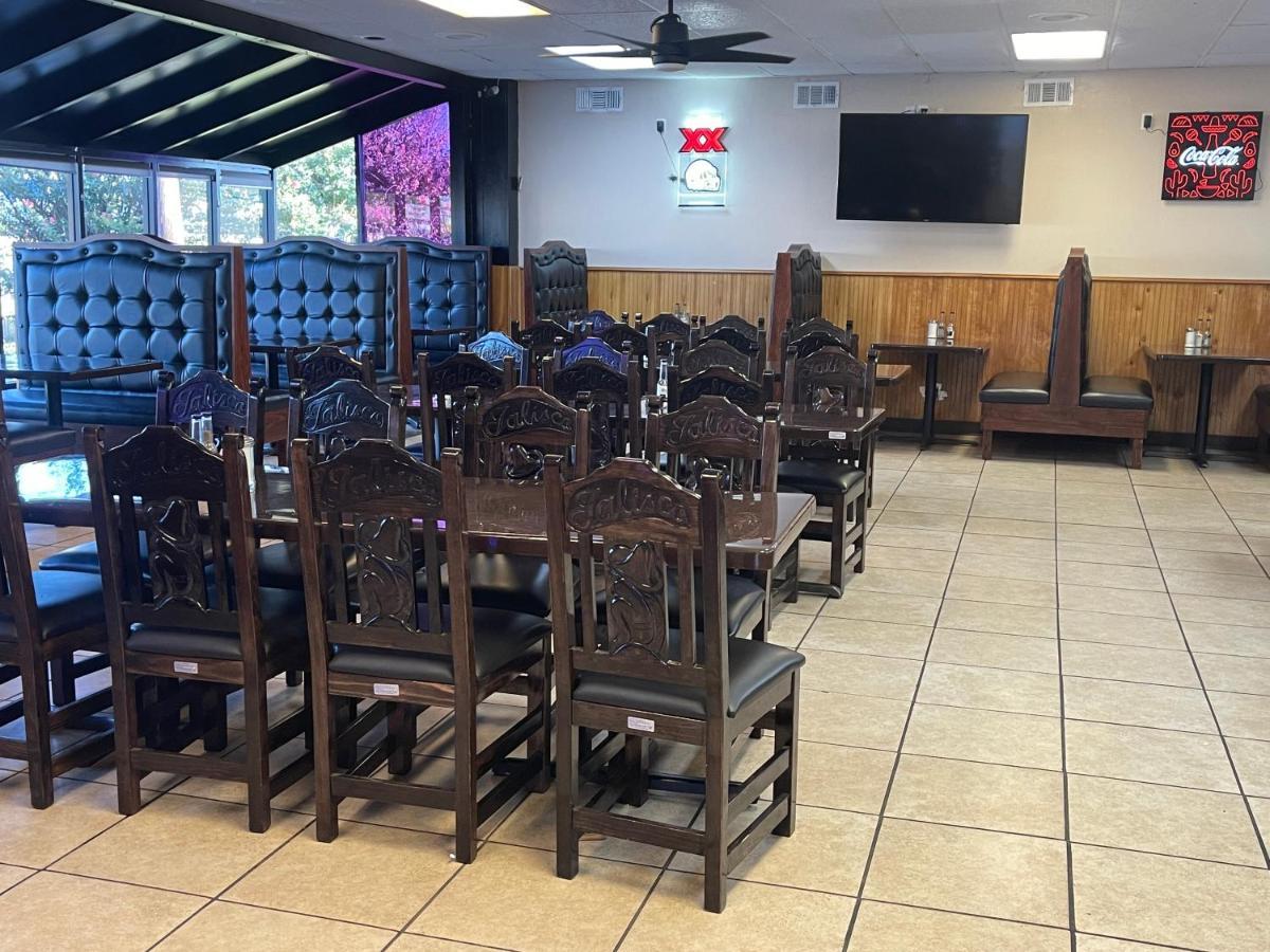 Lufkin Inn 2*